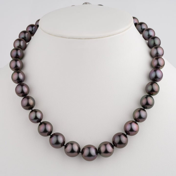 Gem Tahitian Pearl Necklace 12.0–15.0 mm Natural Color on bust