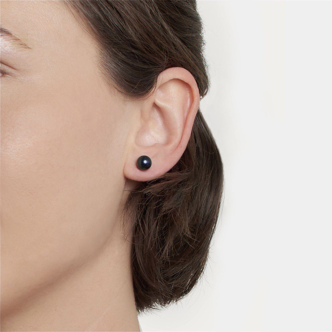 7.0-7.5 mm AA+ Black Akoya Pearl Stud Earrings on model