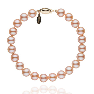 7.5-8.0 mm Pink to Peach Freshadama Pearl Bracelet featuring round, lustrous freshwater pearls with a smooth finish and a gold clasp, elegant and timeless accessory.