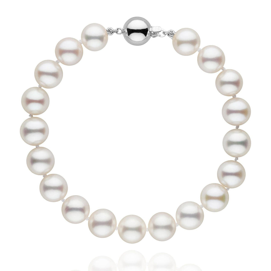 8.5-9.0 mm AAA White Freshwater Pearl Bracelet featuring lustrous round white freshwater pearls with a polished 14K white gold clasp, elegant and timeless pearl jewelry piece.