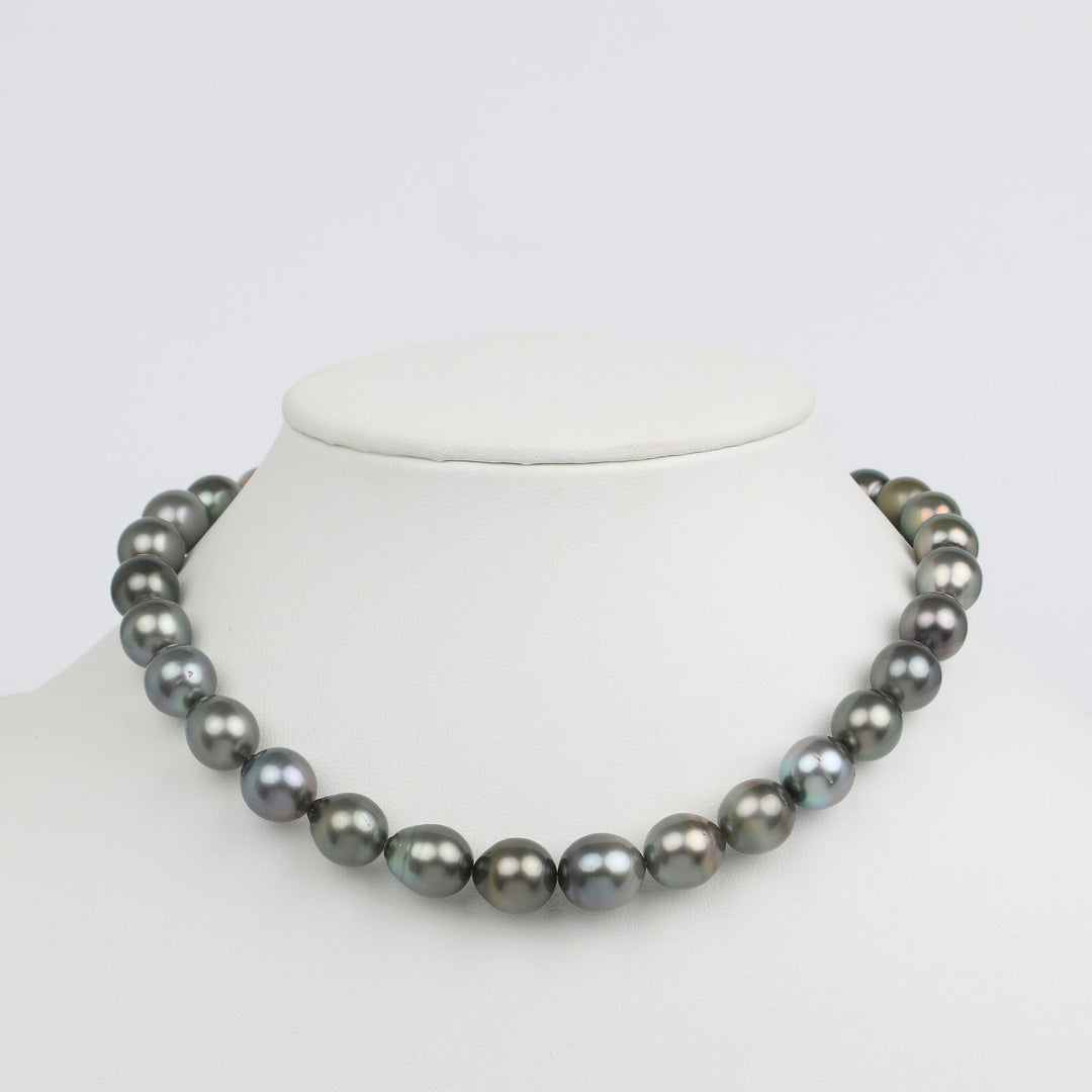 10.9-12.3 mm AA+/AAA Tahitian Drop Pearl Necklace on neckform