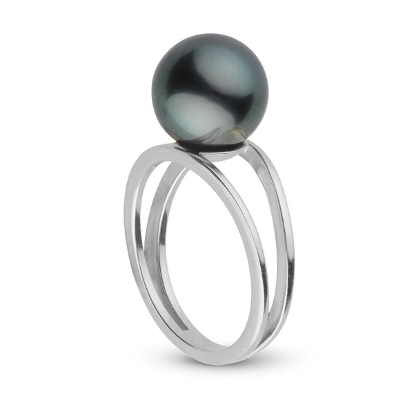 A single Tahitian pearl set on Pearl Paradise exclusive Bridge collection design ring