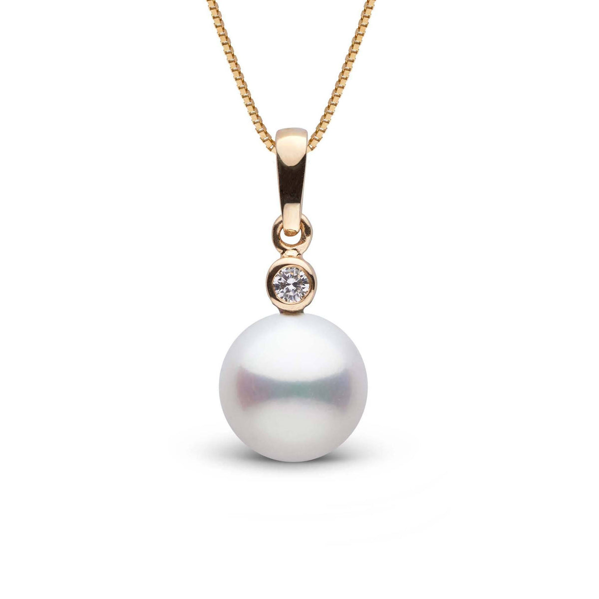 Brilliant Collection 9.0-10.0 mm Freshadama Freshwater Pearl and Diamond Pendant featuring a white freshwater pearl set in gold with a single sparkling diamond accent on a fine gold chain.
