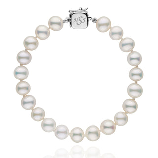 Personalized 7.5-8.0 mm AAA White Freshwater Pearl Square Clasp Bracelet featuring lustrous round pearls and a polished square clasp engraved with initials.